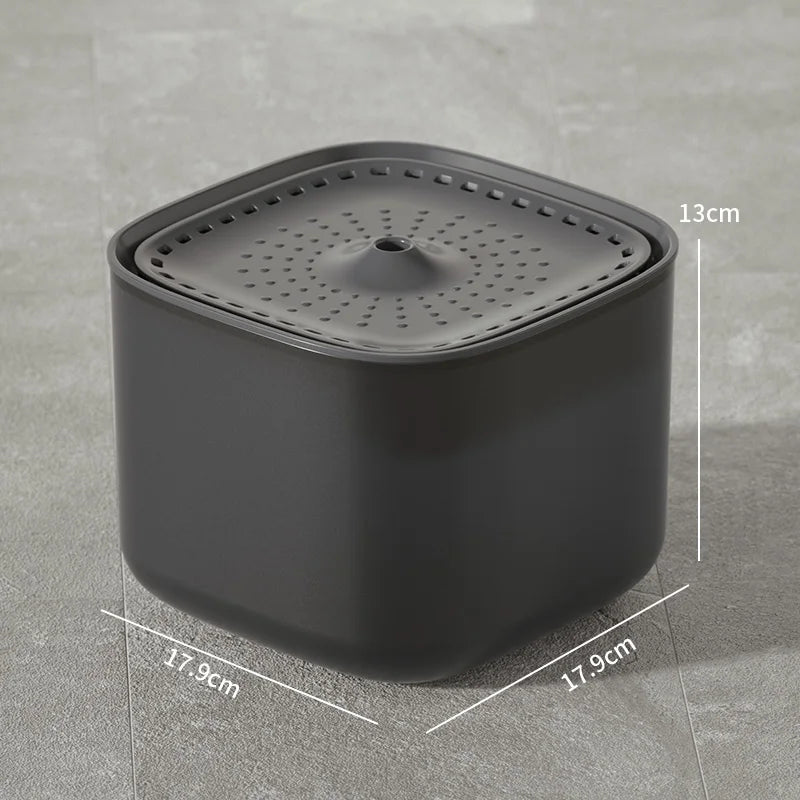 Distributeur automatique d'eau pour chat